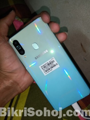 Samsung Galaxy m40